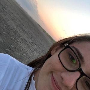 Meet your Posher, Catie